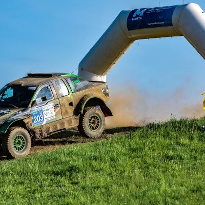 <strong>Riverside Baja 2025: První závod sezóny a velký návrat za volant</strong>